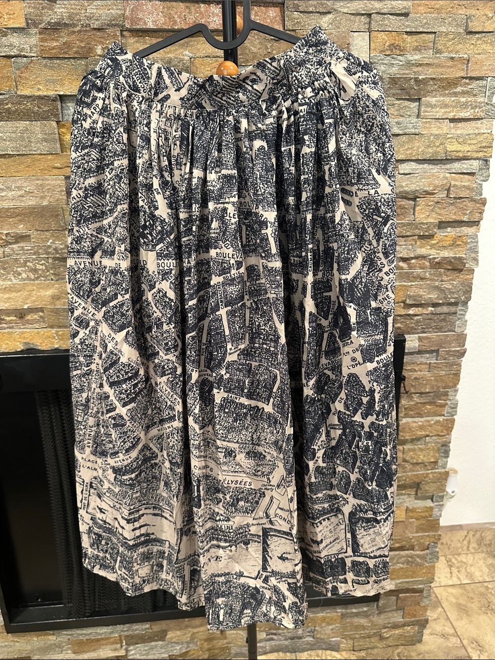 Black and Cream Printed Circle Skirt size S